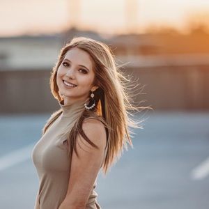 Meet your Posher, Haley